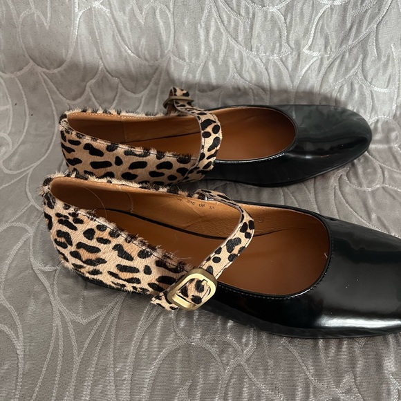 Patent leather and fur flat funny shoes - Picture 7 of 7